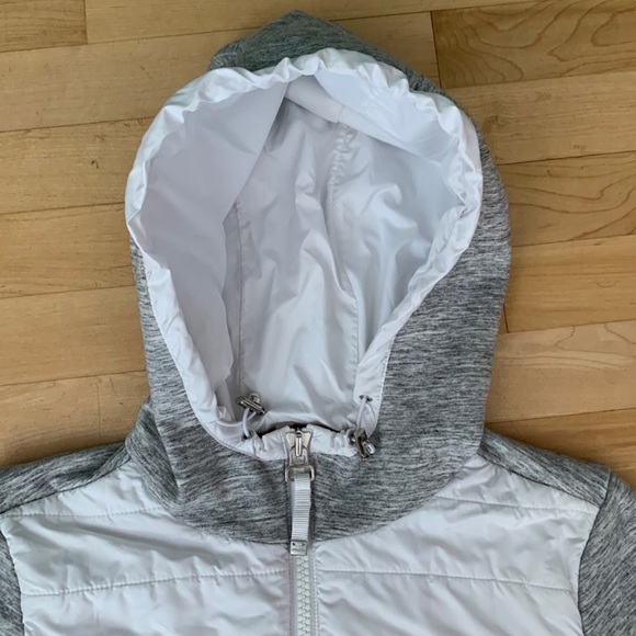 Athleta Cozier Insulated Hoodie Jacket - Picture 5 of 12